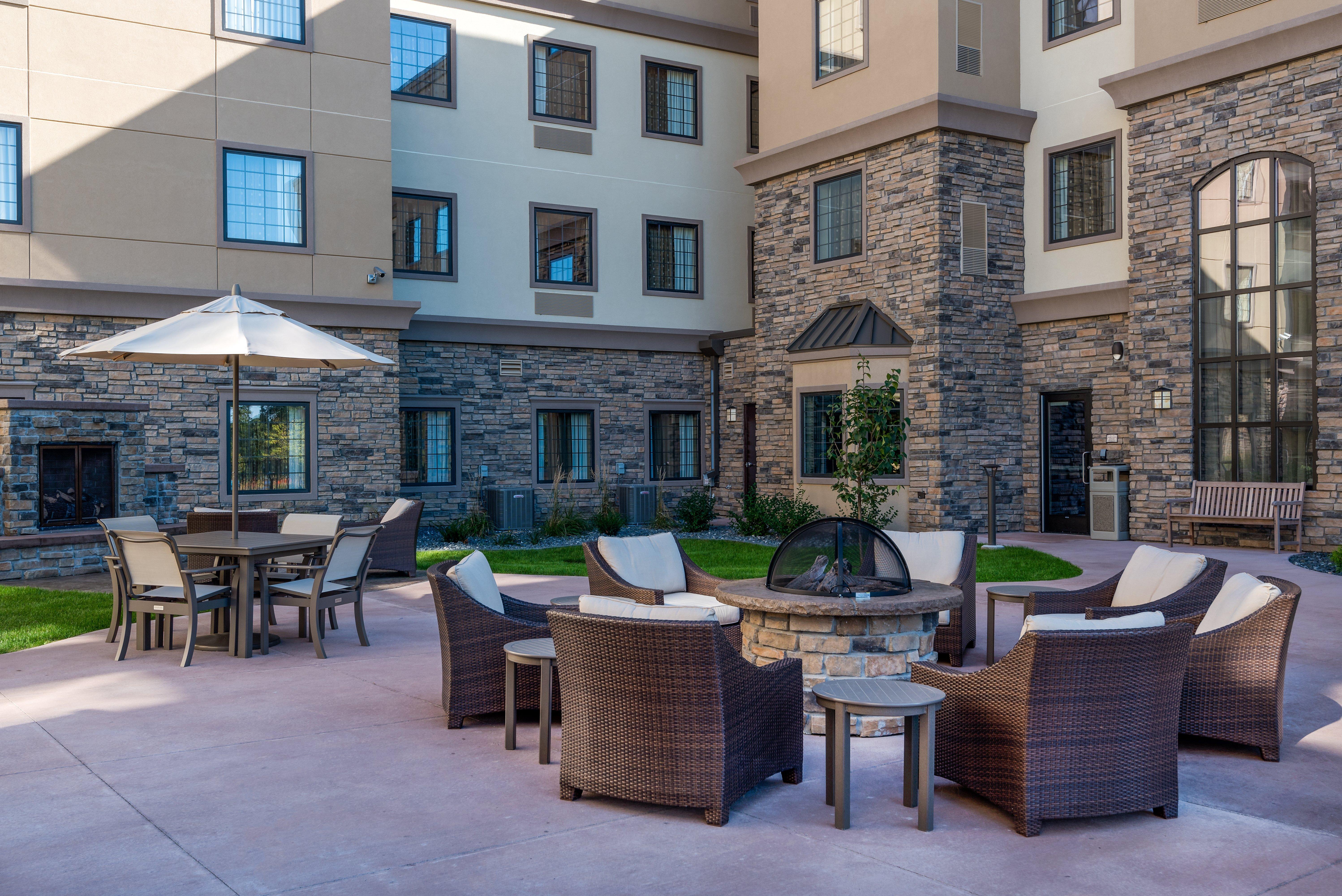 Staybridge Suites Eau Claire - Altoona By Ihg Kültér fotó